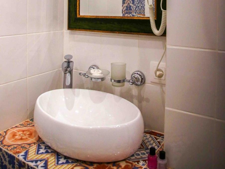 B&B Rooms Tbilisi Bilik gambar